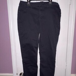 Women's Black Straight Leg Jeans